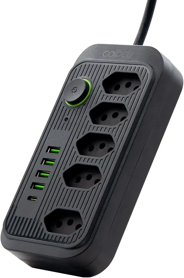 Extensão Tomada, Régua Tomada, Régua de Energia, 5 Tomadas, 4 Interfaces USB, 1 Porta USB Tipo-C, Cabo de Alimentação de 1,9 metros, Suporte a Tensão de 110-220V, Potência de 2500W (Preto)