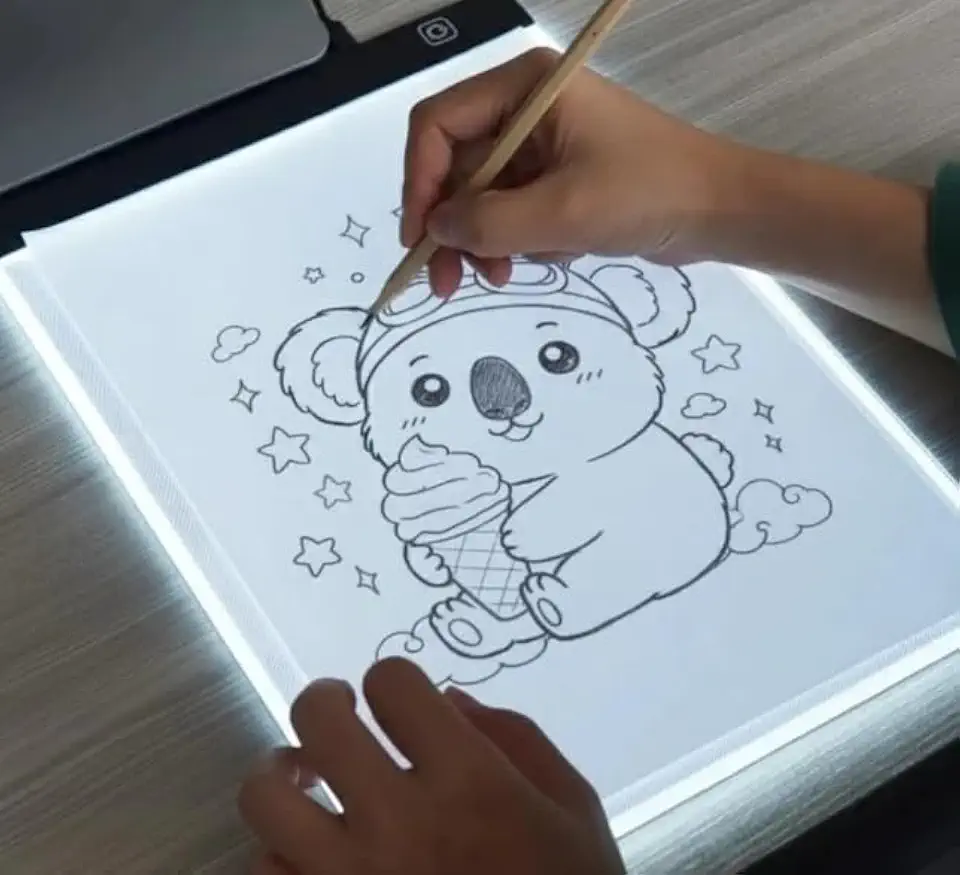 Mesa de Luz LED A5 Portátil USB para Desenho, Caligrafia e Arte, 240x150mm, 3 Níveis de Iluminação, Superfície Branca para Transposição