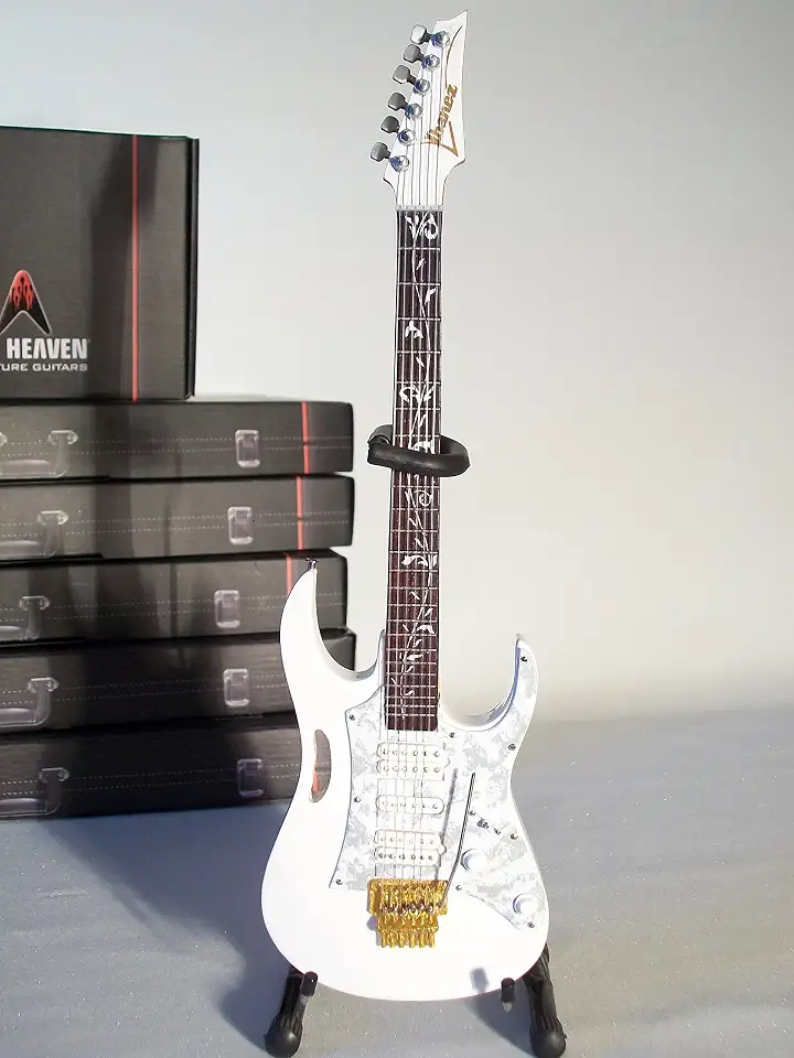 Axe Heaven Réplica de guitarra Steve Vai Signature White Jem (SV-130)