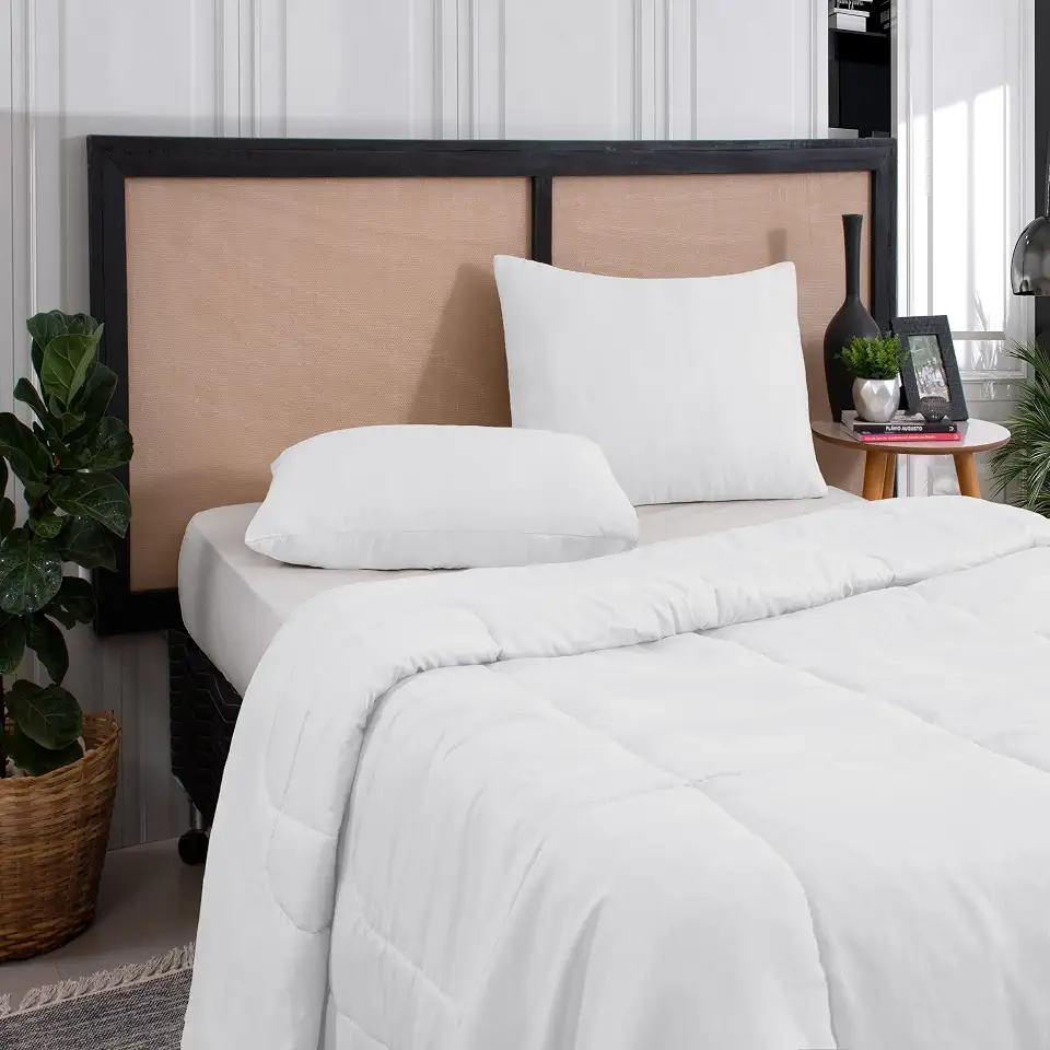 Edredom Casal Queen Margarida 3 Peças | Microfibra Antialérgica Premium | Macio, Confortável e Elegante | Ideal para Todas as Estações | Noites Aconchegantes e Relaxantes (Branco)