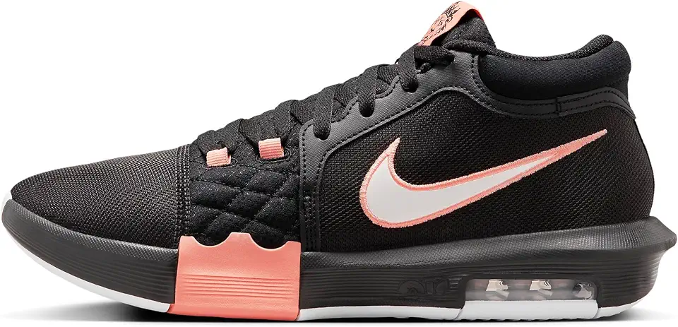 Lebron Witness VIII, três quartos de alto homem