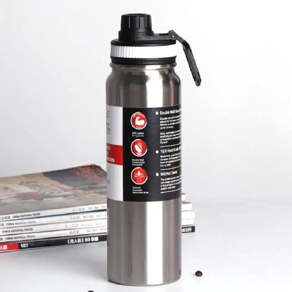 Garrafa de Água Térmica Aço Inox Esportiva Academia Isolada a Vácuo Aço Inox 304 de 800ml (PRATA 1321)