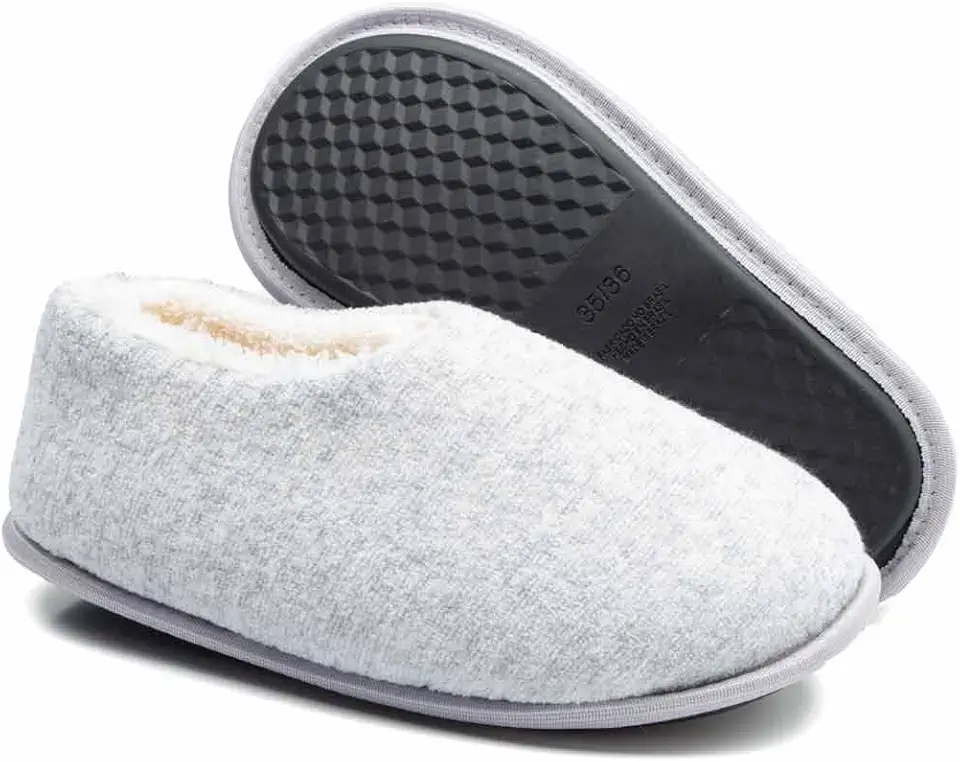Pantufa Sapatilha Antiderrapante Forração de Pelo 100% Poliéster Unissex-Adultos-Infantil 27/28 até 45/46 Super Quentinha.