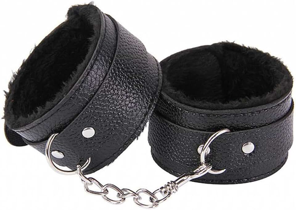Algema Bracelete em Couro Macio com Pelúcia Aveludada e Corrente Cromada 5,5cm x 9cm Fivelas Ajustáveis (PRETO)