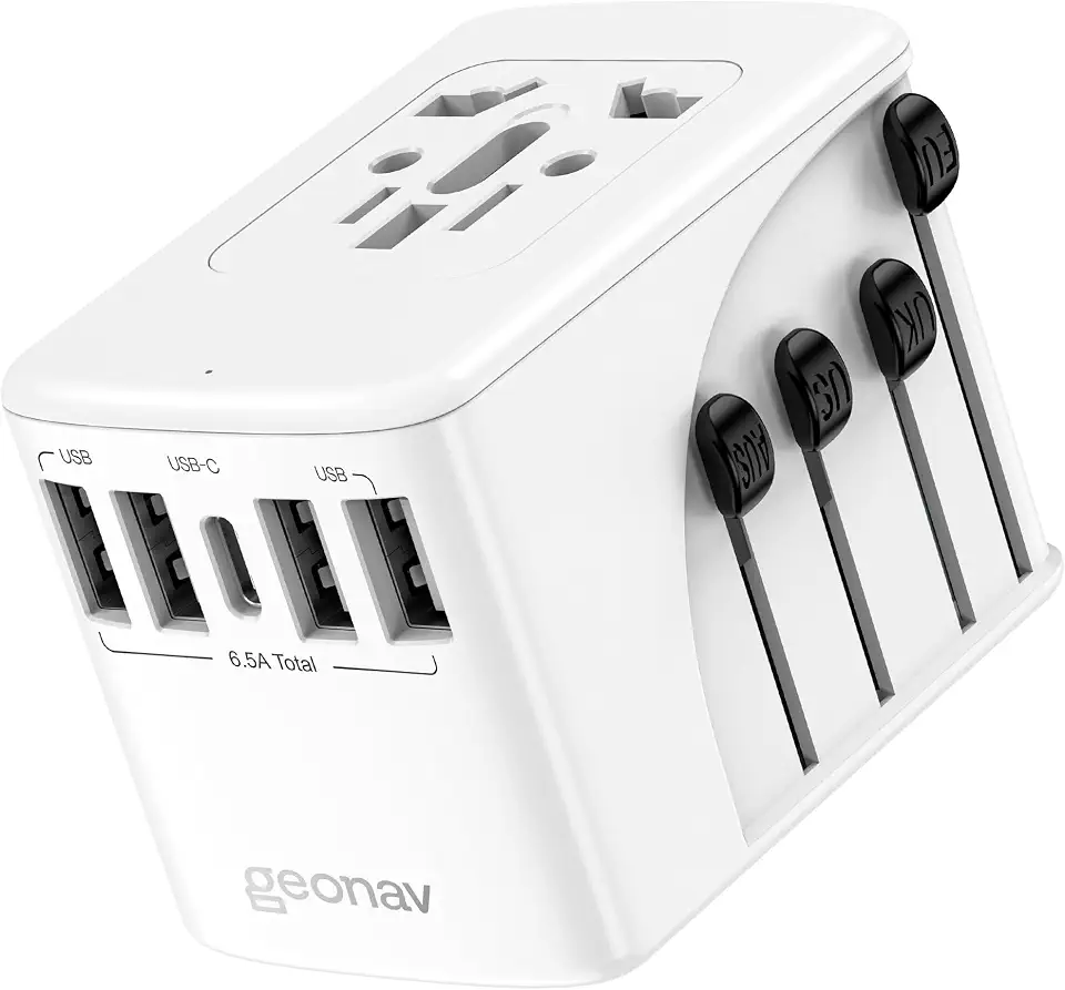 Geonav Carregador Universal com Adaptadores de Viagem, 4 Portas USB + 1 USB-C (Branco)