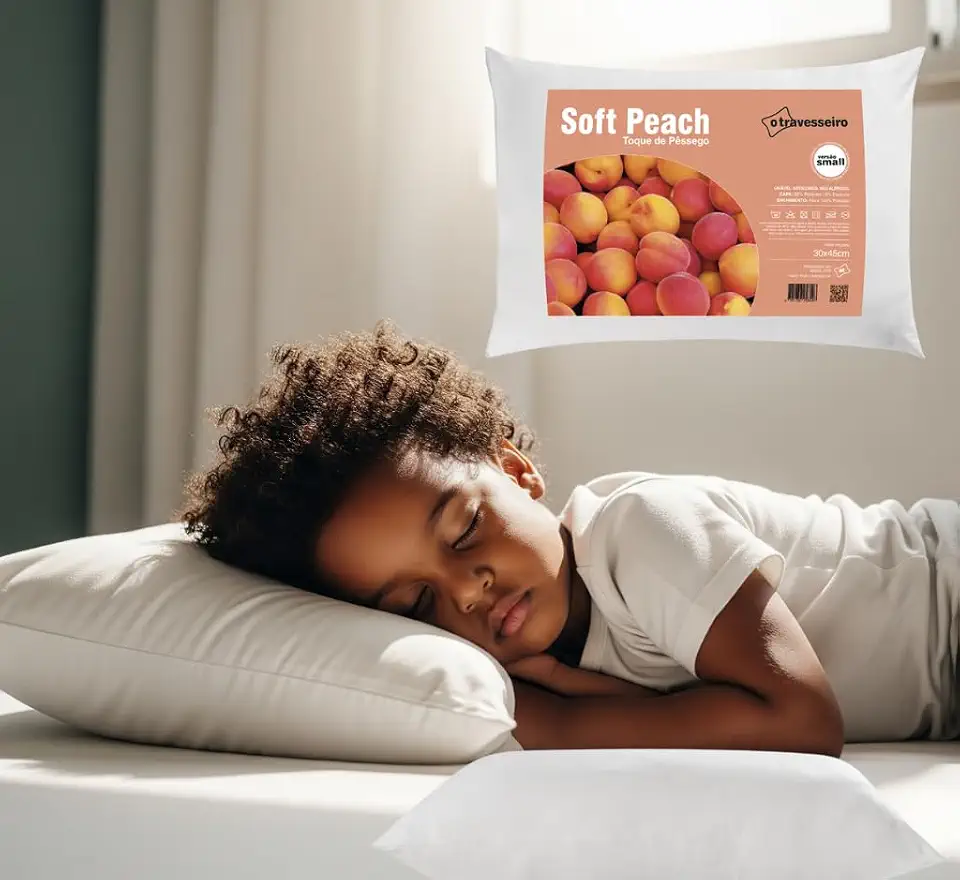Travesseiro Infantil Antialérgico Antiácaro Toque de Pêssego Soft Peach 30x45cm Fibra de Poliéster Siliconada Lavável em Máquina para Crianças de 2 á 8 Anos