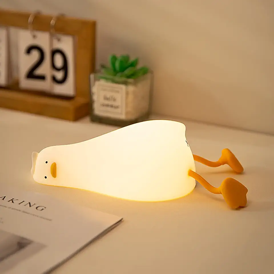 Luz noturna MUID Benson em formato de pato deitado, luminária LED em formato de pato, pato fofo que acende, luz noturna de silicone regulável para berçário, lâmpada de cabeceira recarregável sensível