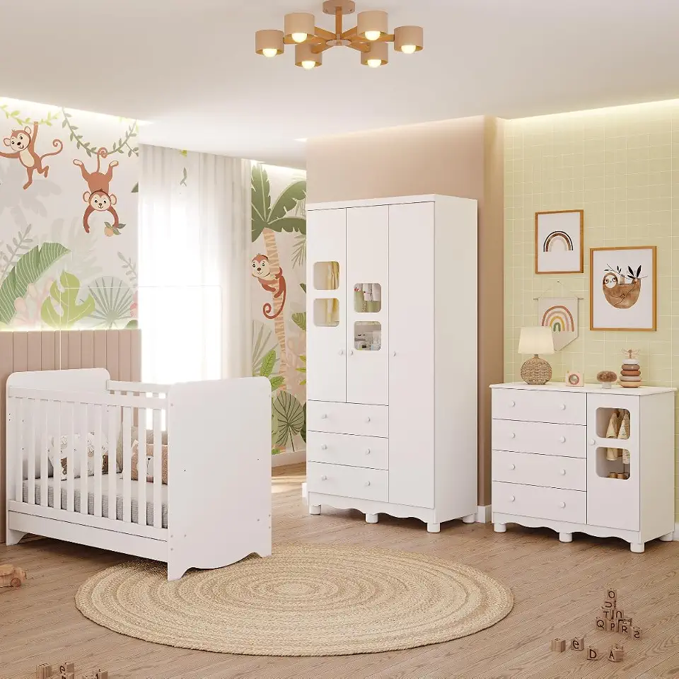 Quarto de Bebê Completo com Berço Americano Ben 3 Em 1 Guarda Roupa 3 Portas e Cômoda Uli 4 Gavetas Móveis Peroba Branco Brilho