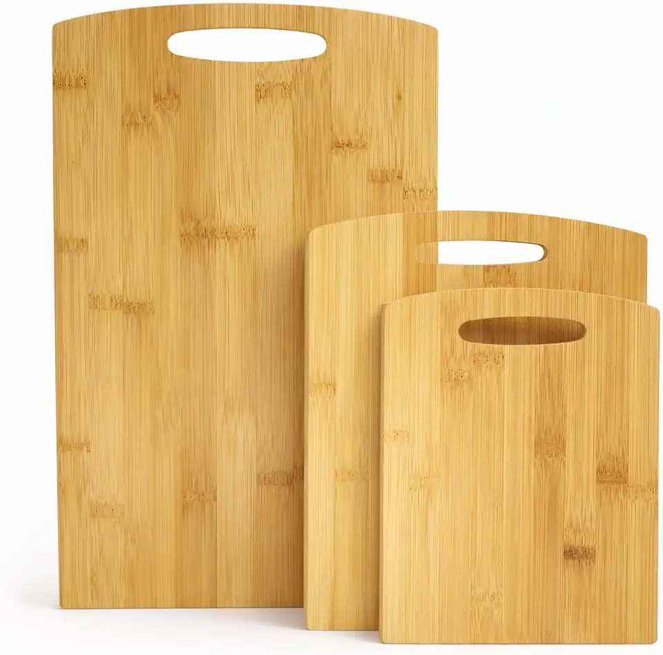 Kit Tábuas de Corte em Bambu 100% Natural – Conjunto com 3 Tábuas para Cozinha com Alça – Ideais para Cortar Carnes, Legumes e Frutas 28X20, 33X25 e 25X16cm