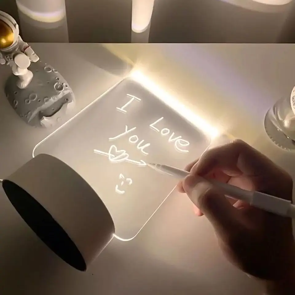 Luminaria De Mesa Com Tela Para Escrever Led Para Presente 3D Decoração