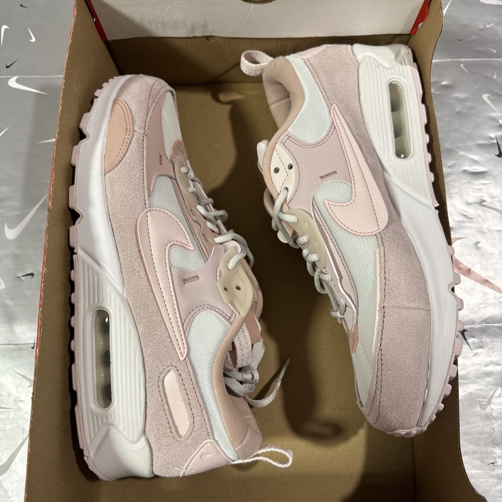 Nike Air Max 90 Futura Surfacing White Pink — 34 / 35 / 35.5 / 36 / 37 / 38 / 39 / 39.5 / 40 / 40.5 / 41 / 42 / 42.5, Novo