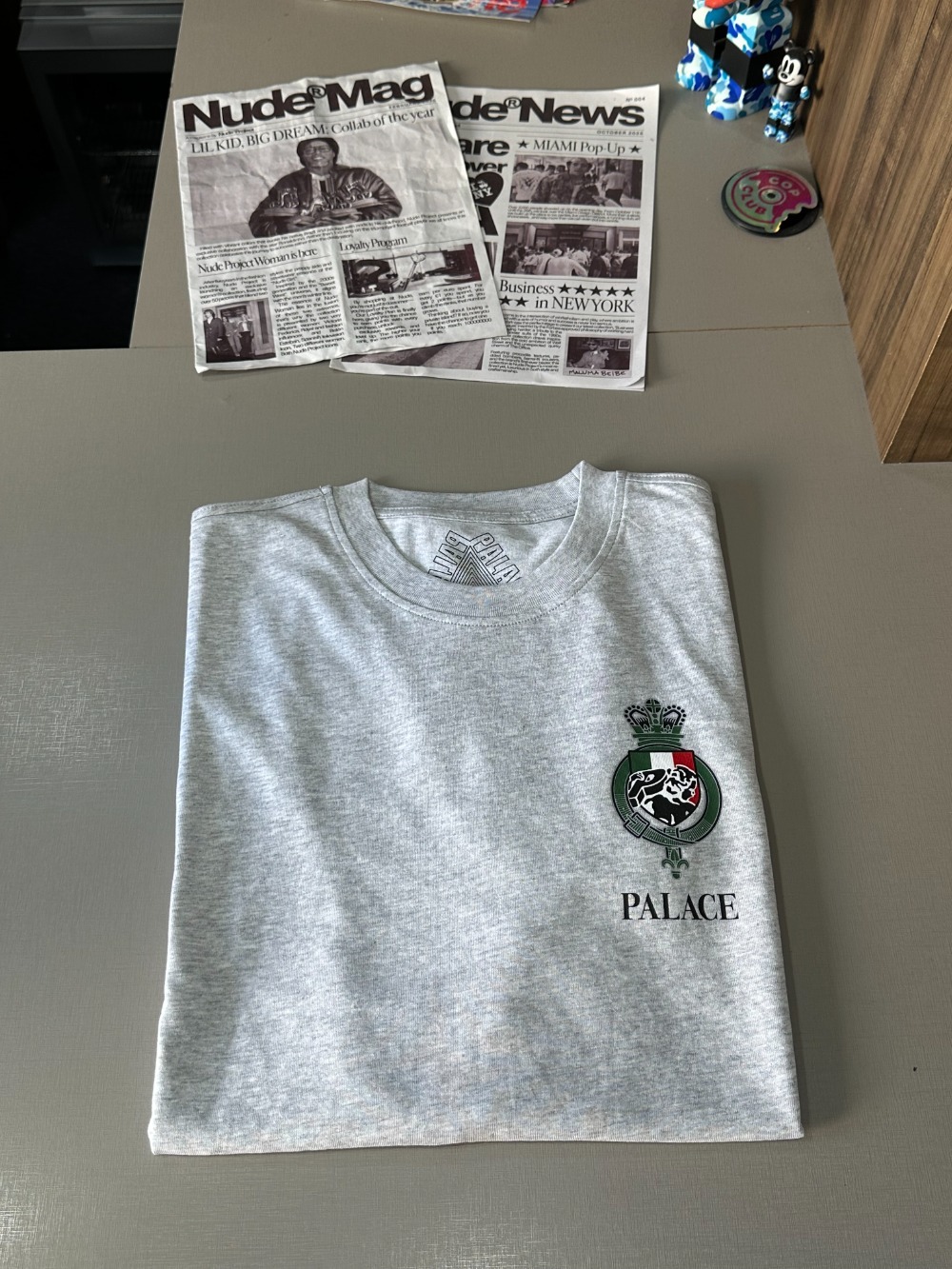 Camiseta Palace Heavy Crest Grey Marl — G, Novo
