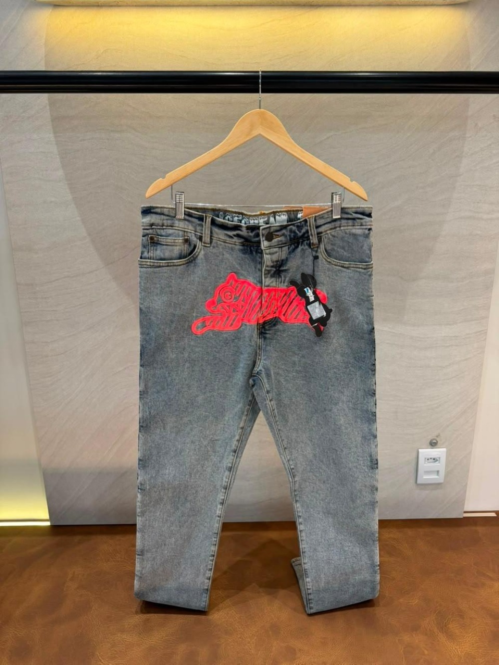 Calça Billionare Boys Club Icecream Neon Cherry Jean Light Wash — 46, Novo