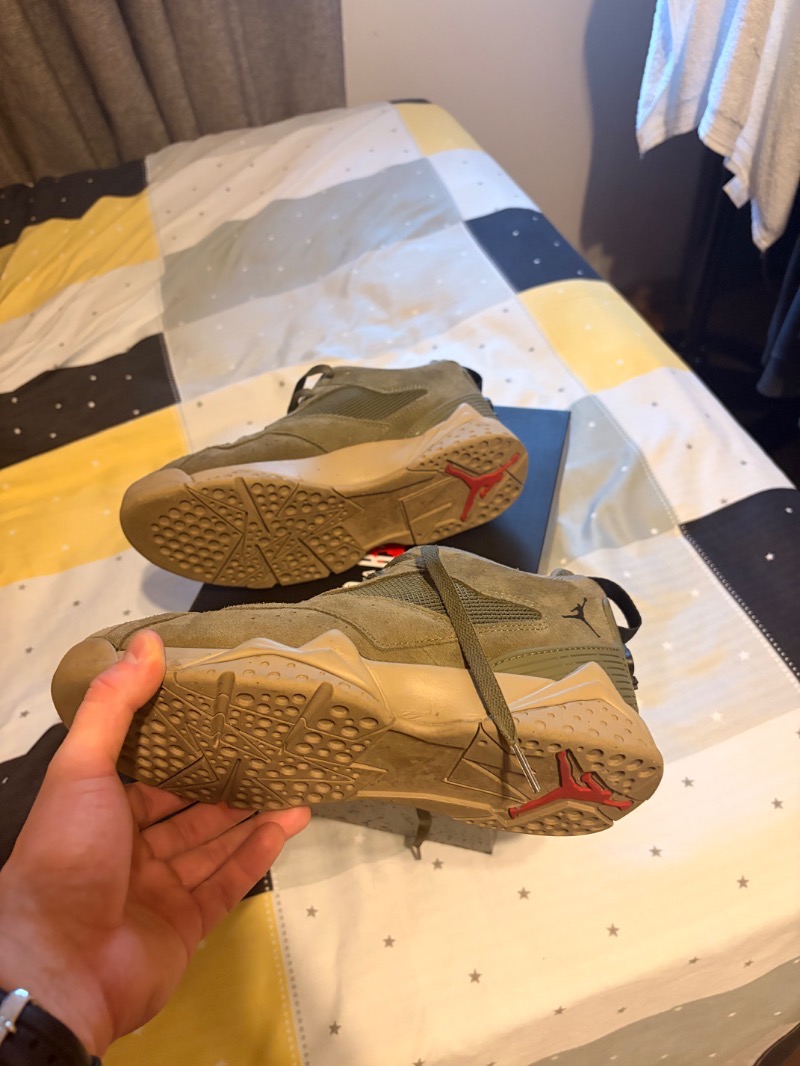 Foto 3 de Air Jordan MVP 92 Medium Olive — 40, Usado