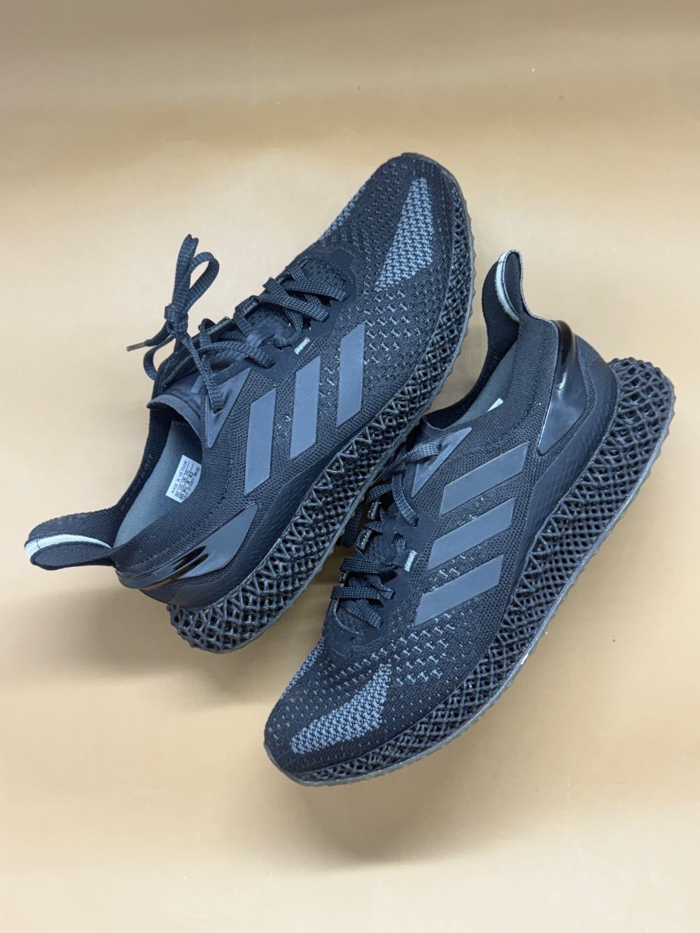adidas X90004D Triple Black — 40, Usado