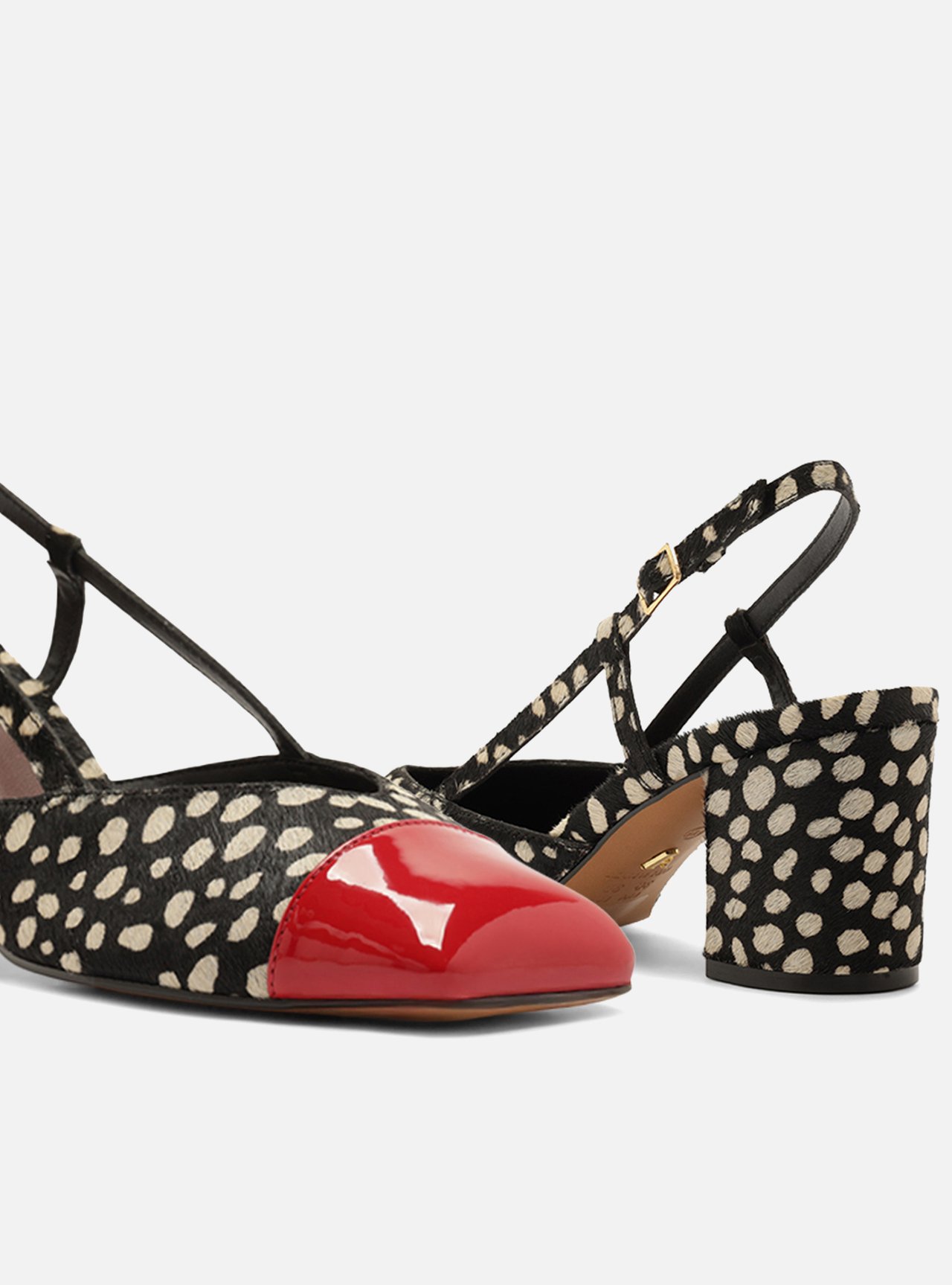 Foto 4 de Scarpin Multicolorida Bico Redondo Pelo Slingback Cap Toe Vermelho