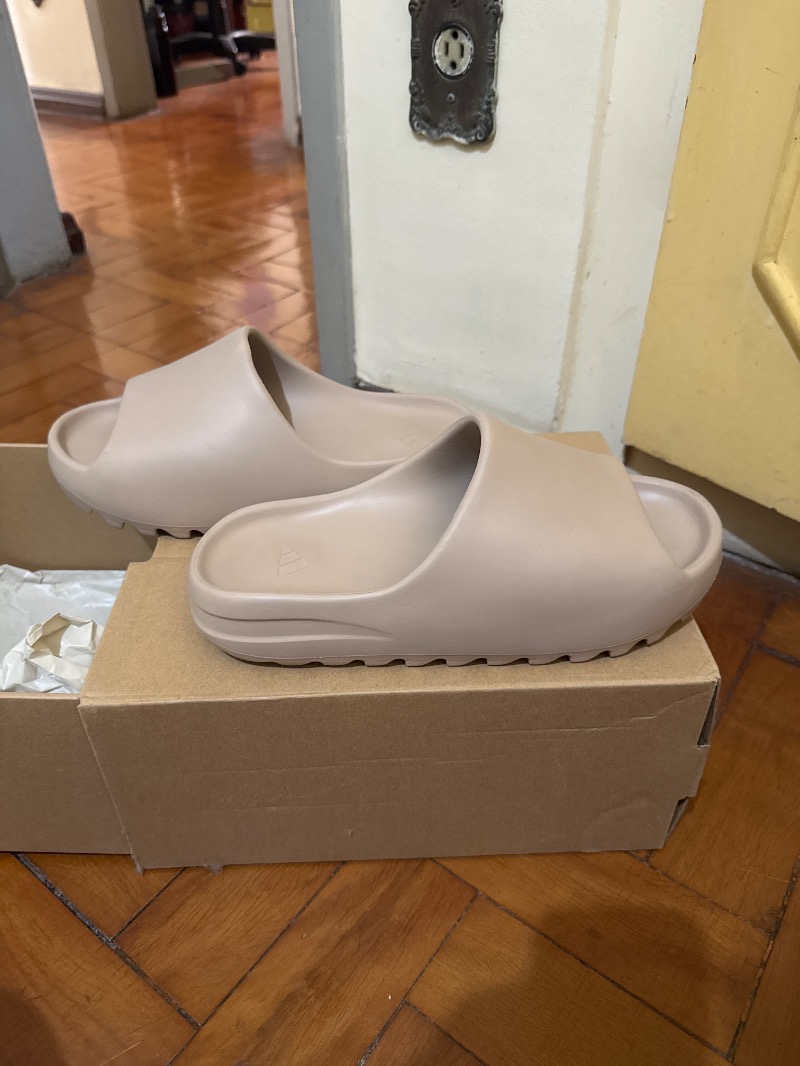 Foto 2 de Yeezy Slide Pure (2022) — 40 / 41, Usado