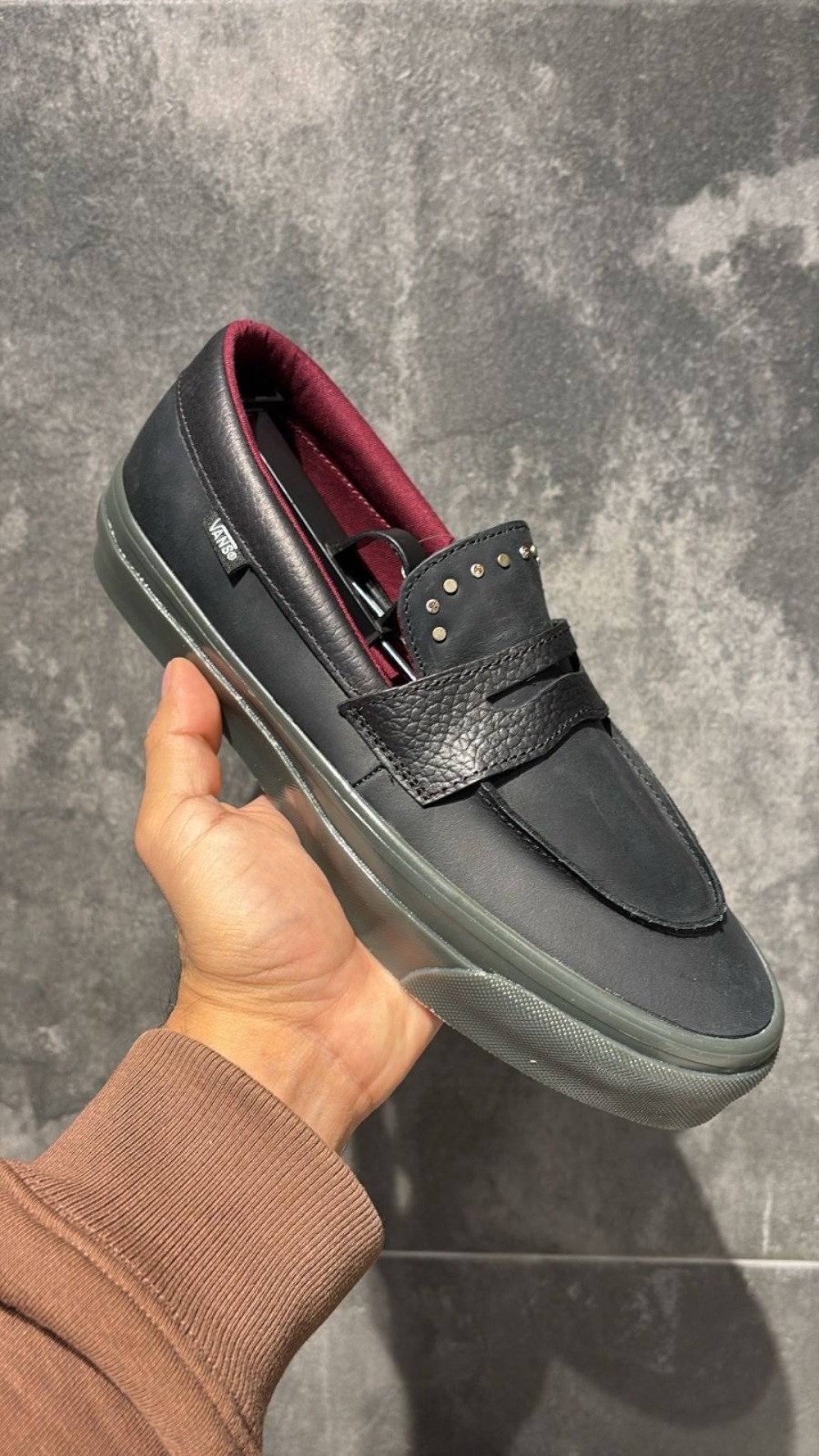 Vans Premium Loafer Hardware Black — 40 / 41 / 42, Novo
