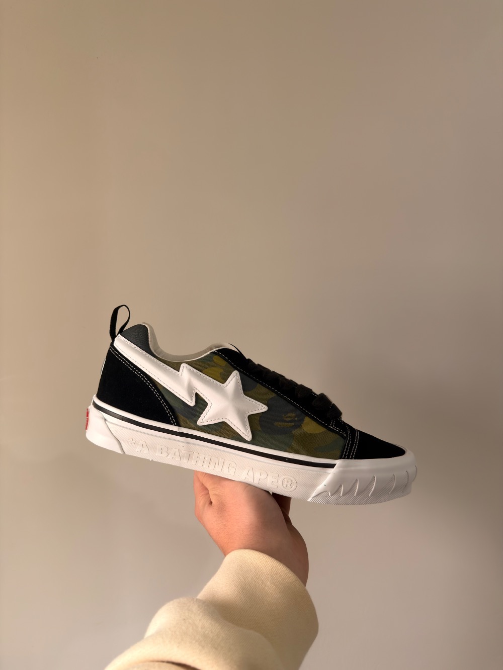 BAPE x Vans Premium Knu Skool Camo Green — 44, Novo