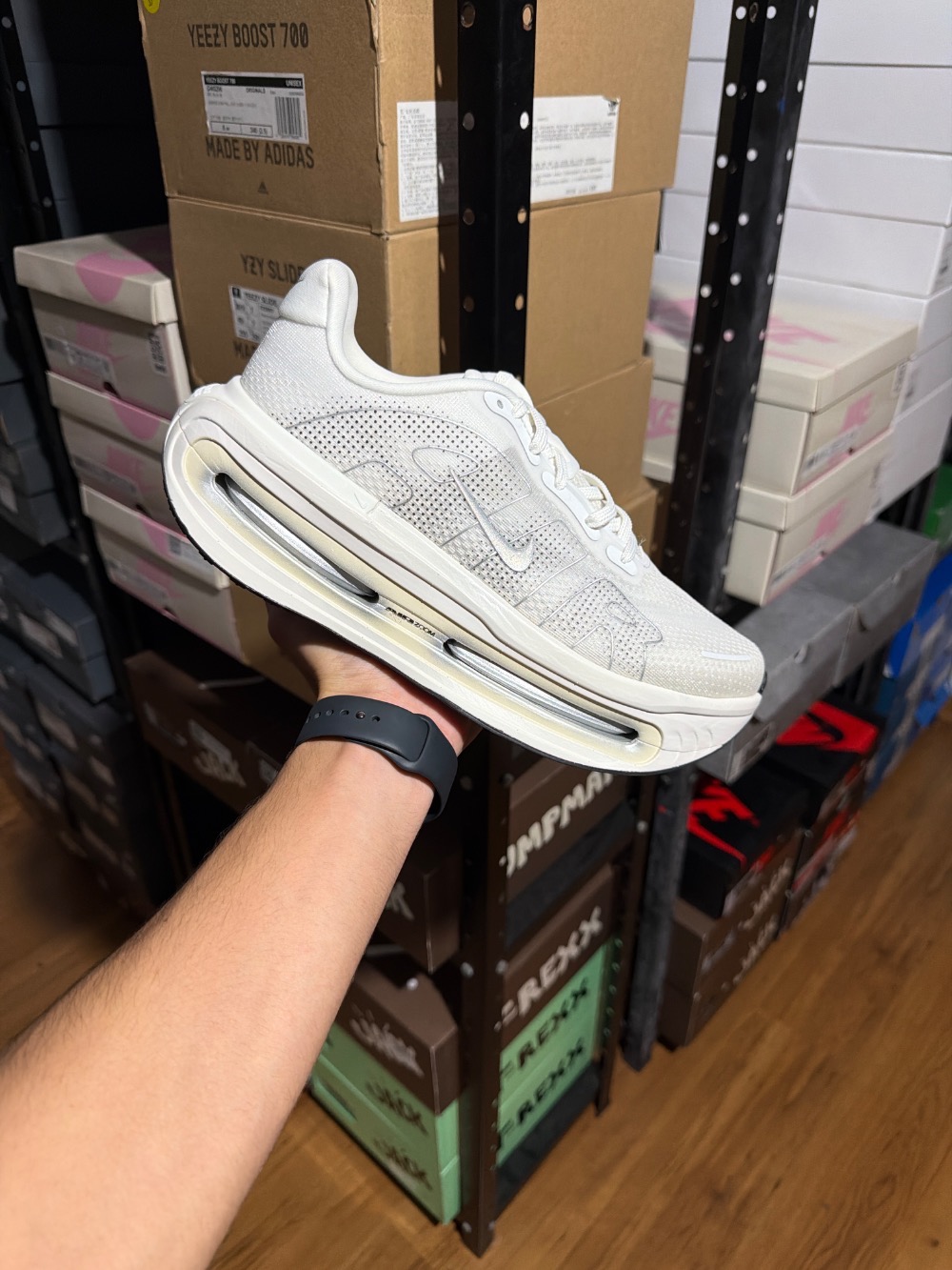 Nike Air Zoom Vomero Premium Summit White Sail — 40, Novo