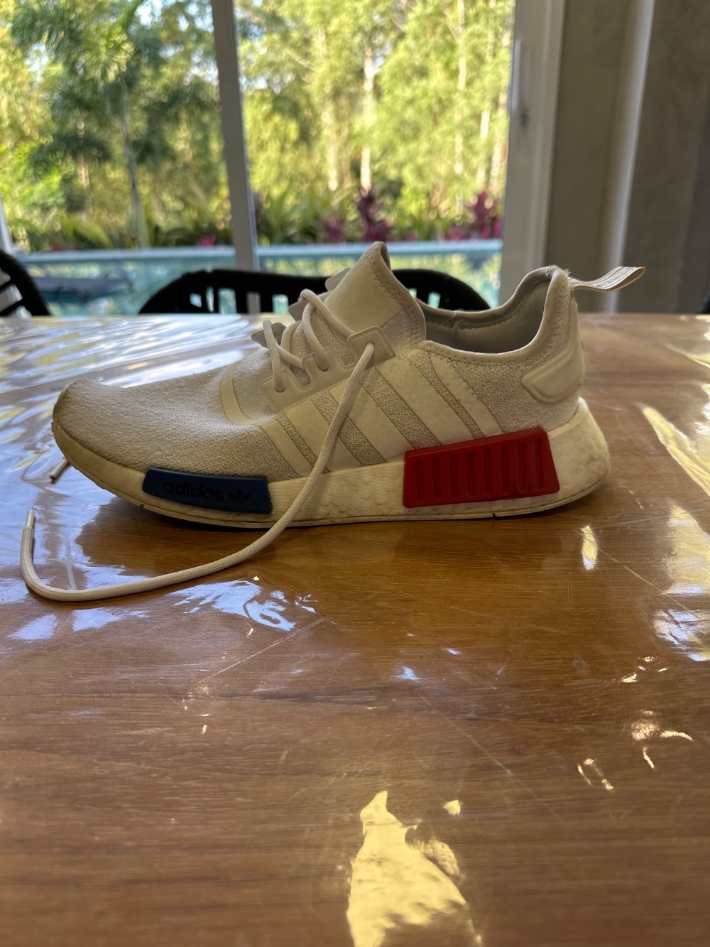 adidas NMD R1 Glitch — 40, Usado