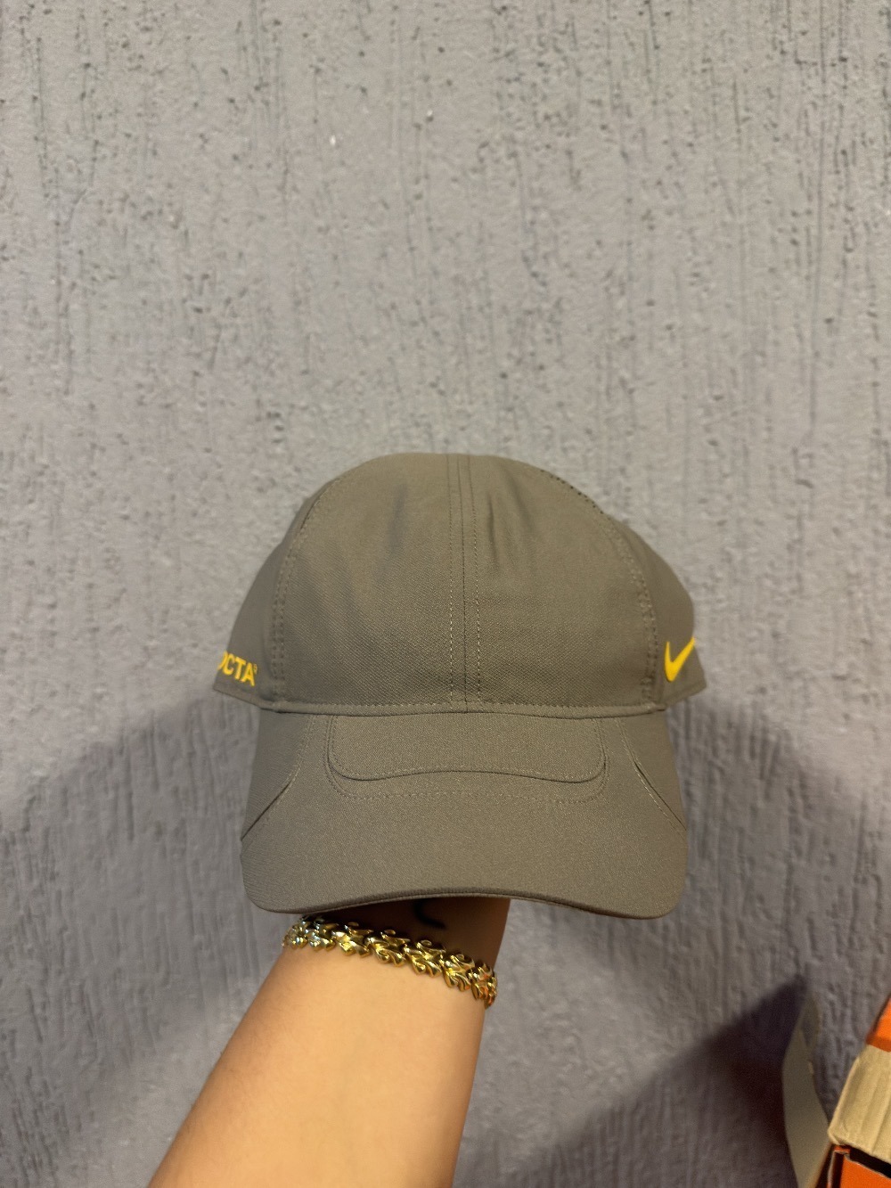 NOCTA x Nike Boné Olive Grey Yellow Ochre — G, Novo
