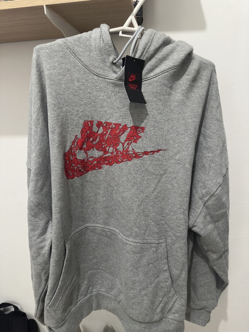 Stranger Things x Nike Moletom Vecna Dark Grey Heather — G, Novo