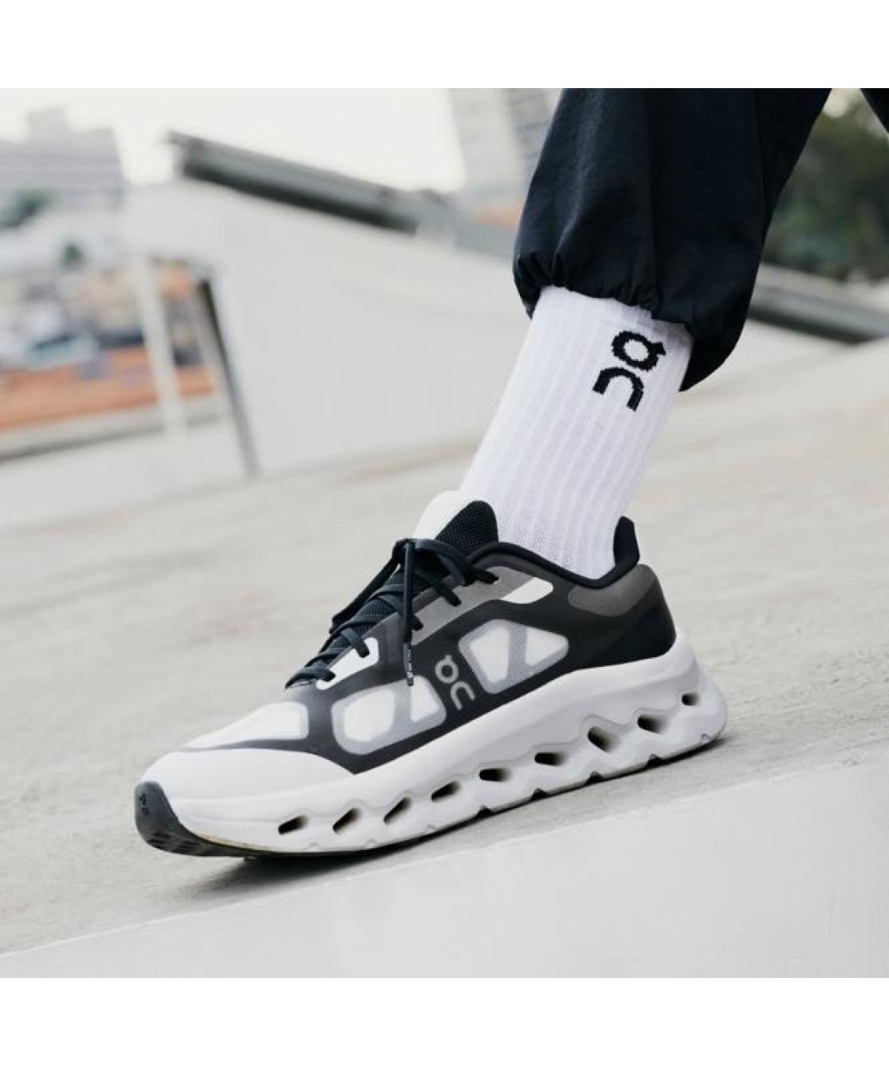 On Running Cloudtilt Remix 1 Black Ivory — 34 / 35 / 36 / 37 / 38 / 39 / 40 / 41 / 42 / 43 / 44 / 46, Novo
