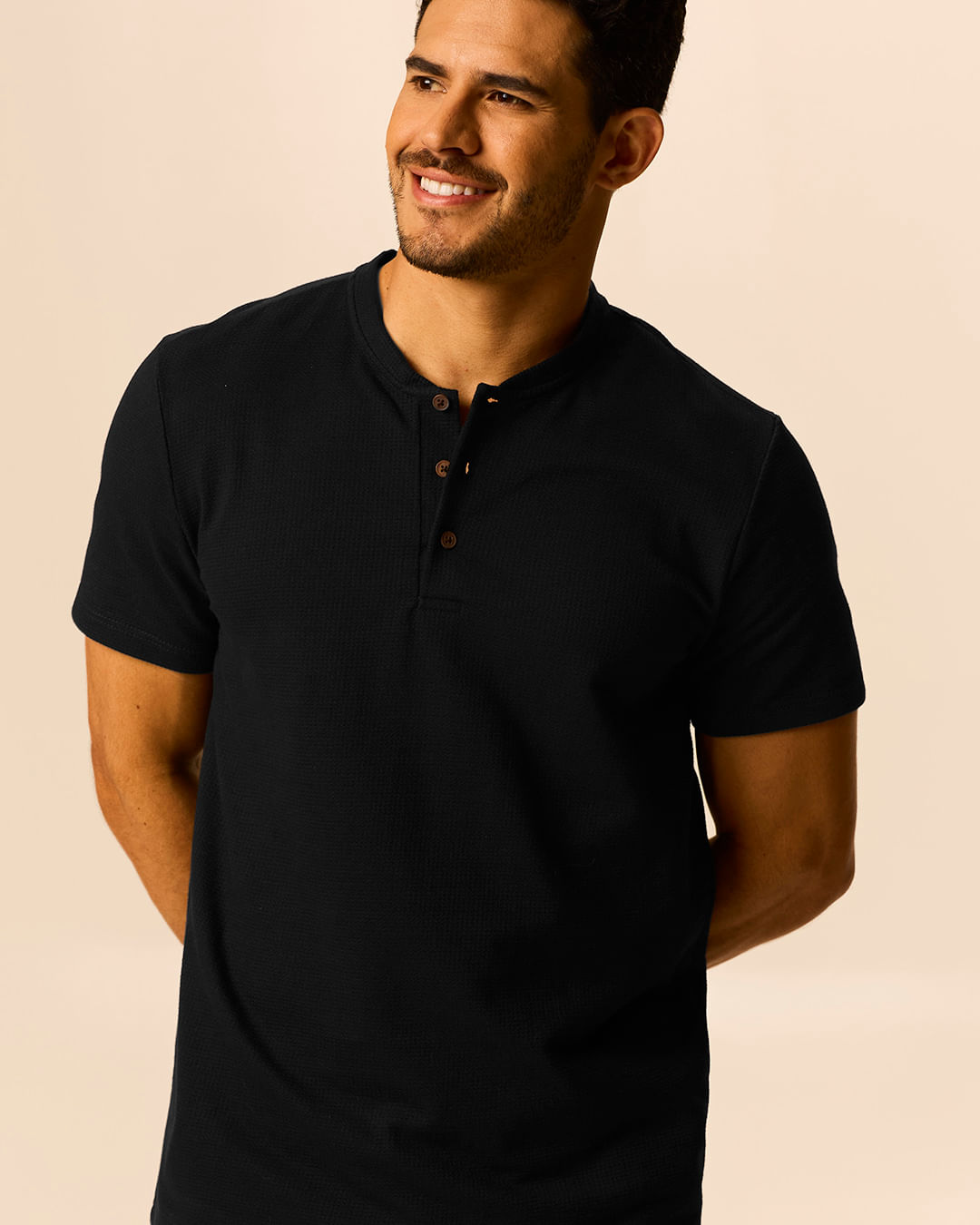 Camiseta Masculina Slim Gola Padre Em Malha Texturizada — Preto - P