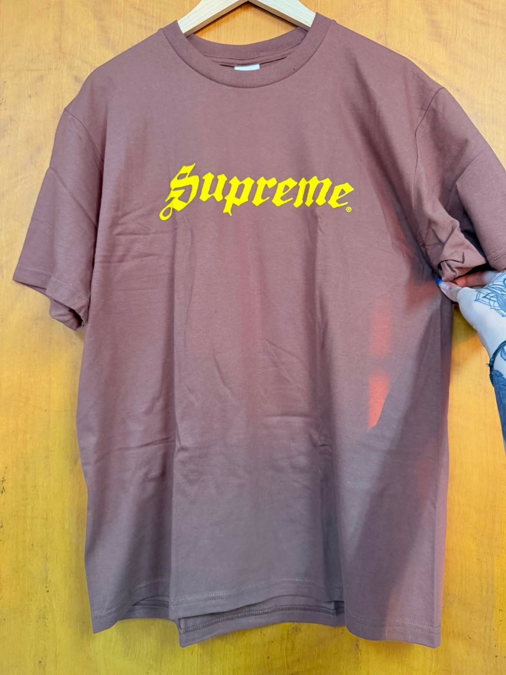 Camiseta Supreme Speed Tee Brown SS26-W18 — G, Novo