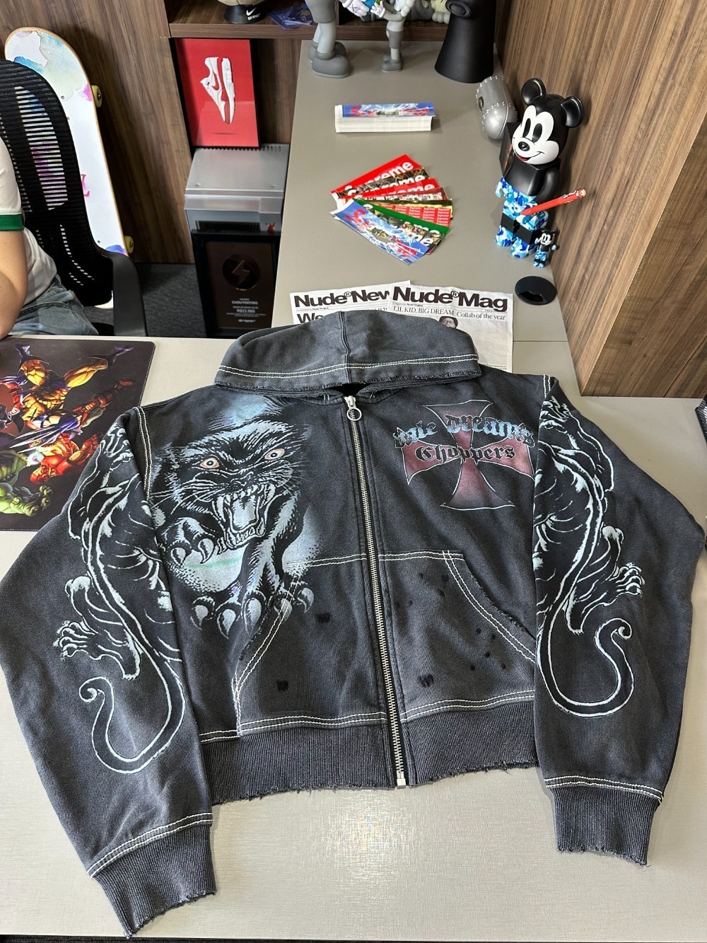 Moletom Vale Lives Forever Hardy Boyz Zip Up Black — XG, Novo