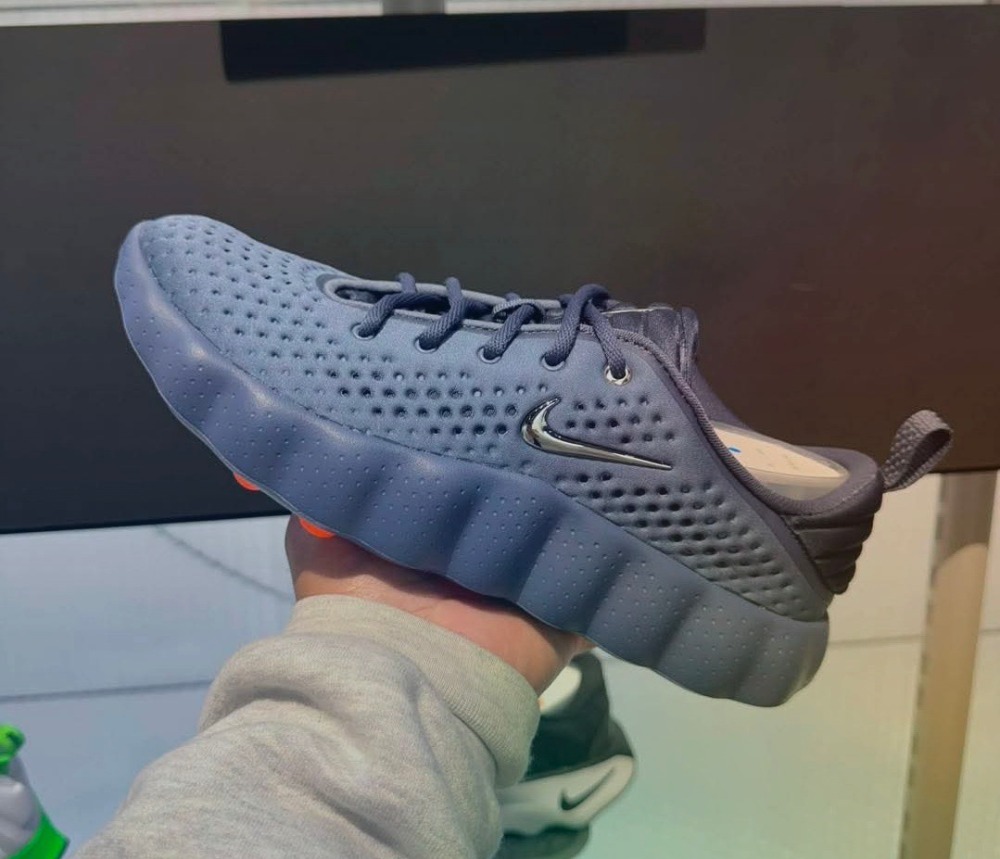 Nike Mind 002 Thunder Blue Chrome — 41, Novo