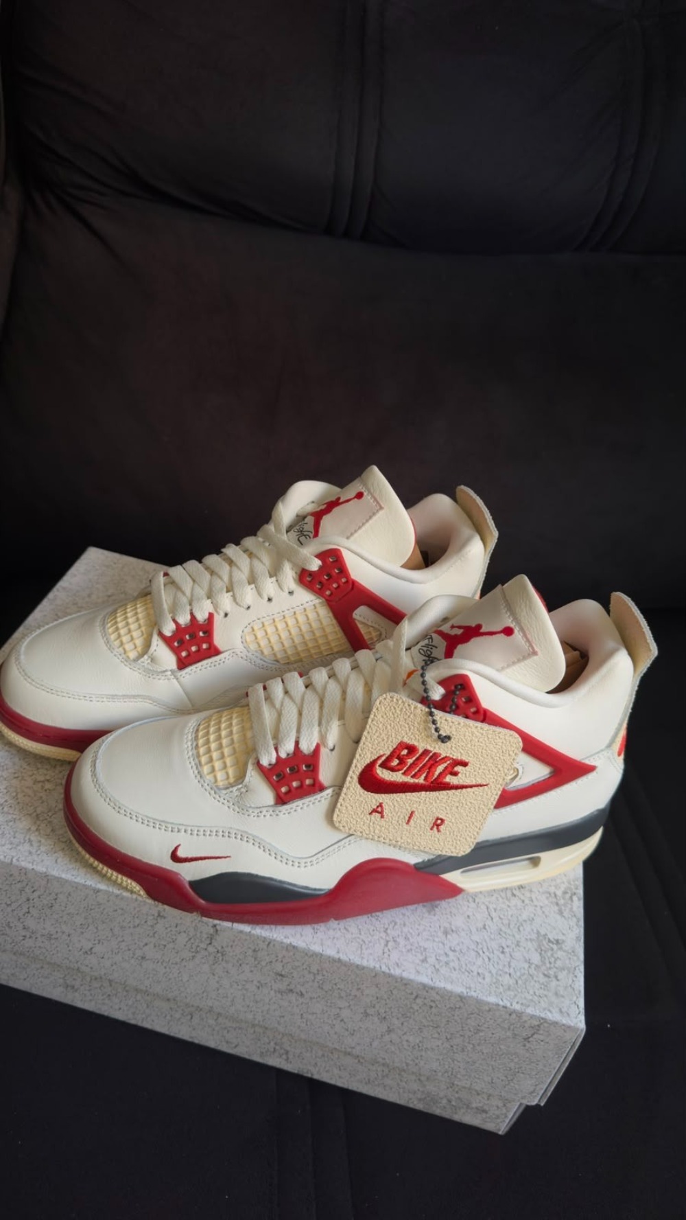 Nigel Sylvester x Air Jordan 4 Brick After Brick — 38, Novo