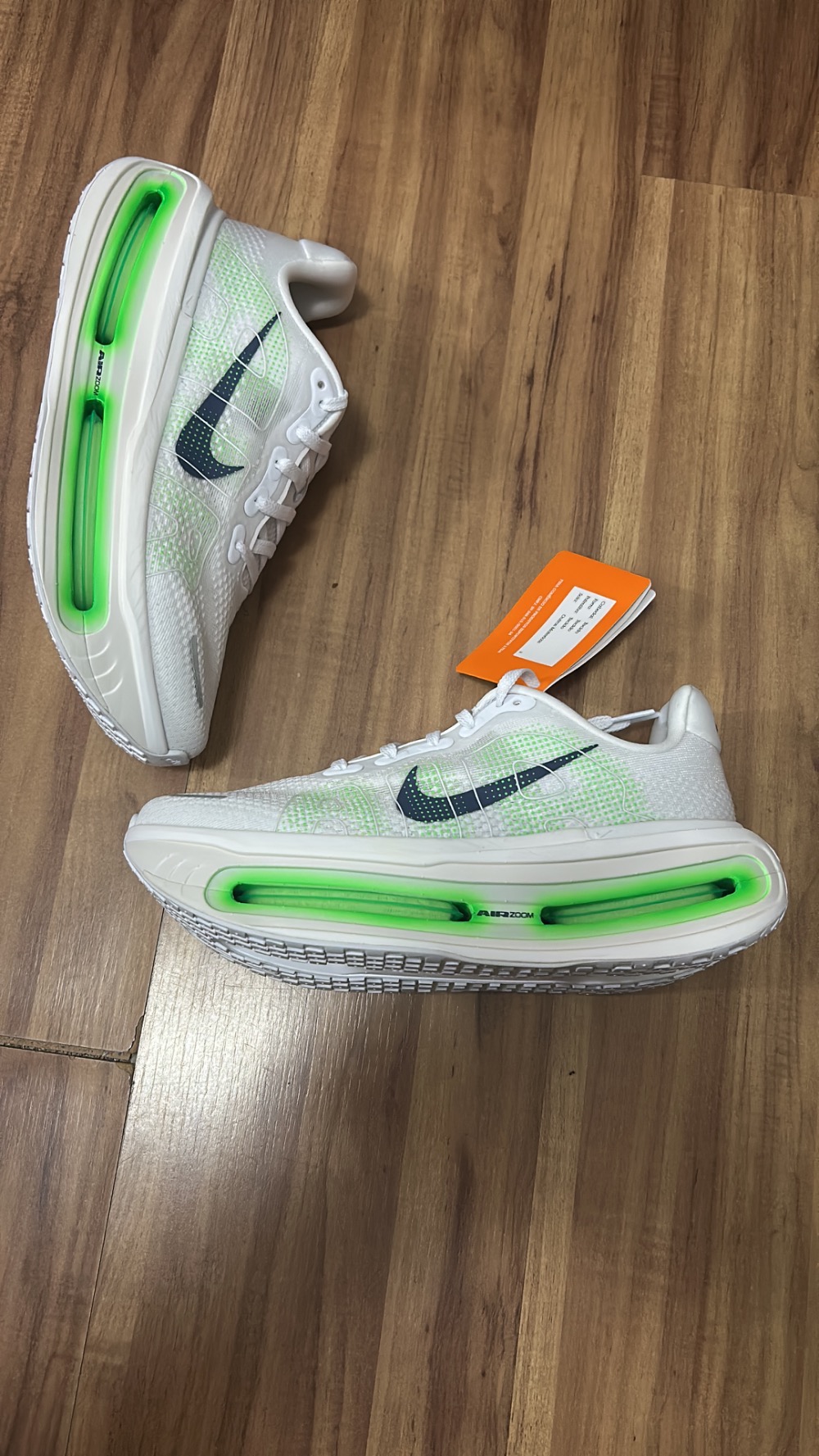 Nike Vomero Premium Green Spark — 38, Novo