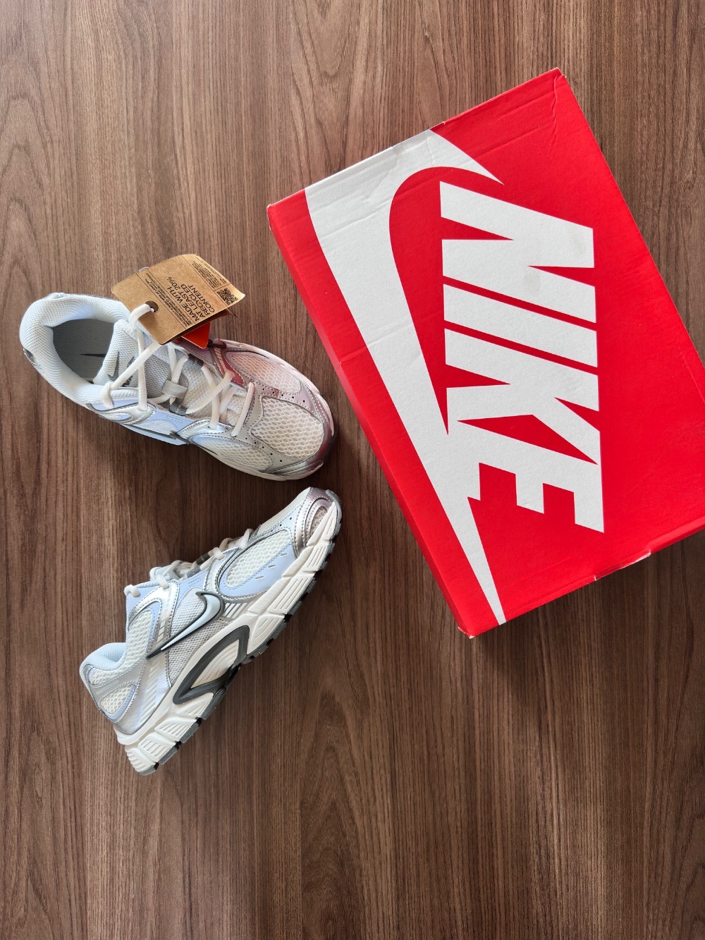 Nike V5 RNR Summit White Blue Tint Photon Dust Smoke Grey — 37, Novo