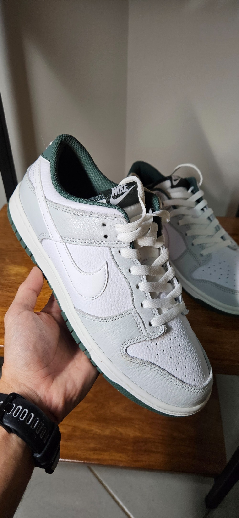 Nike Dunk Low SE Photon Dust Vintage Green — 40, Usado