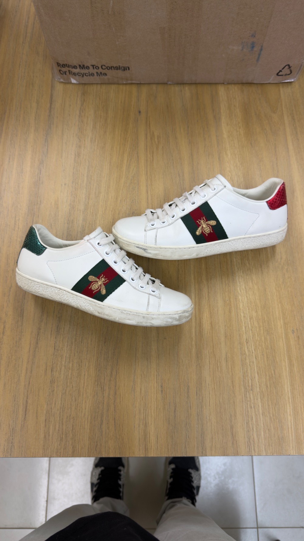 Gucci Ace Bee Sneaker White — 34, Usado
