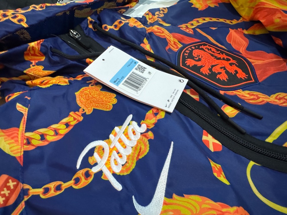 Netherlands x Patta x Nike Jaqueta Anthem Orange — M, Novo