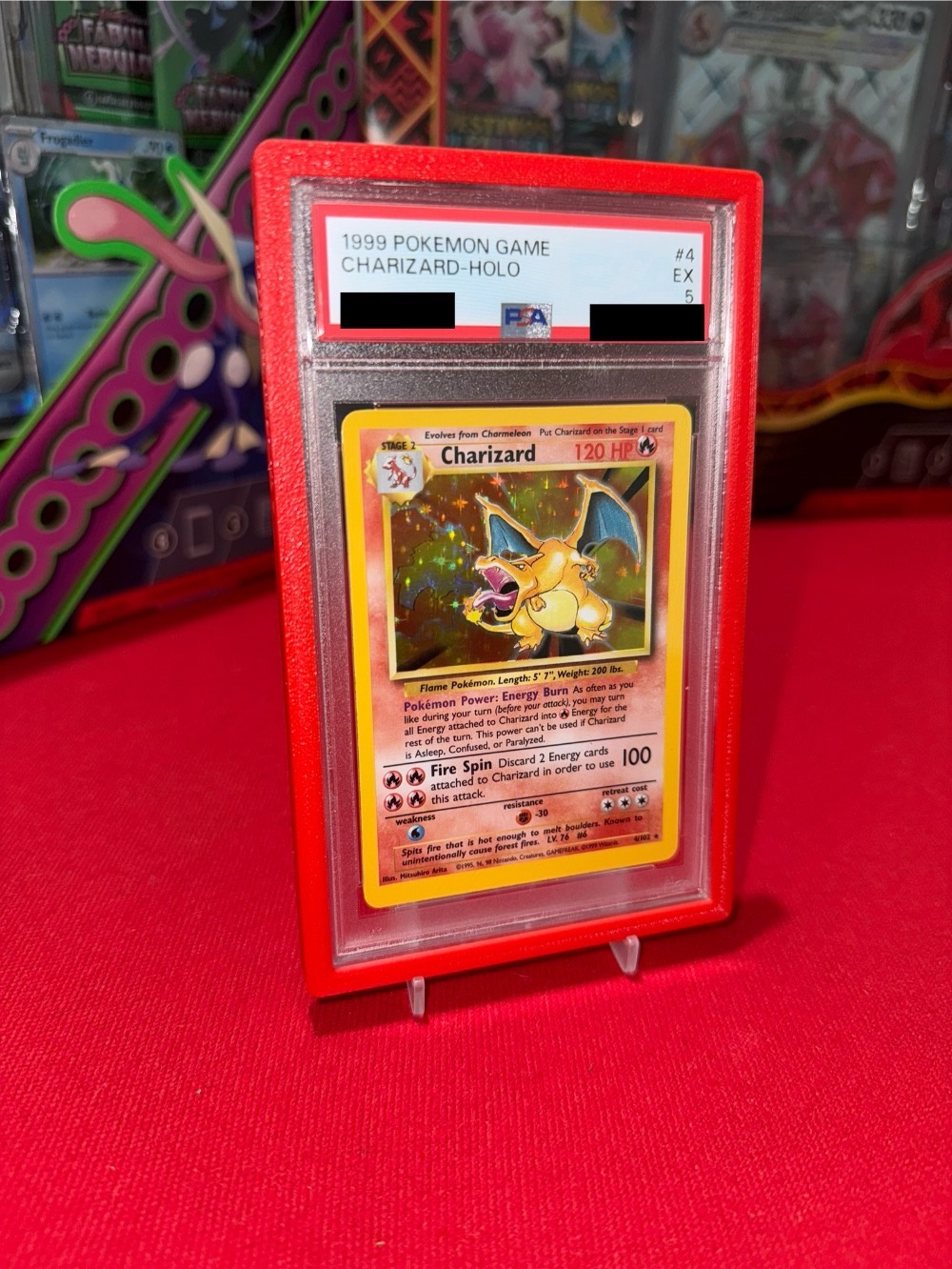 Charizard (4/102) Base Set Pokémon TCG — PSA 5, Usado