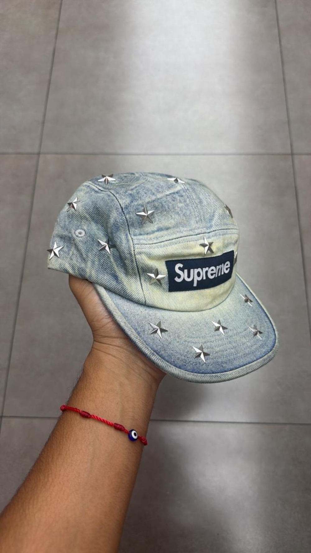 Boné Supreme Stars Studded Denim Camp Washed Indigo SS26-W1 — Único, Novo