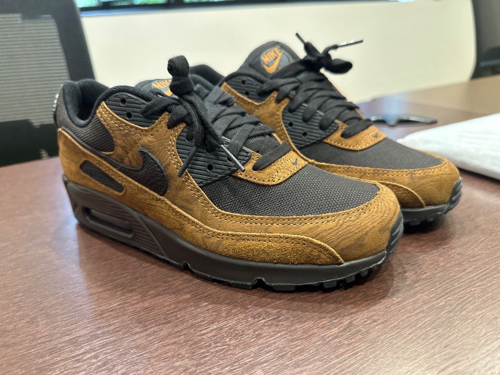 Nike Air Max 90 Premium Light British Tan Velvet Brown — 39, Novo