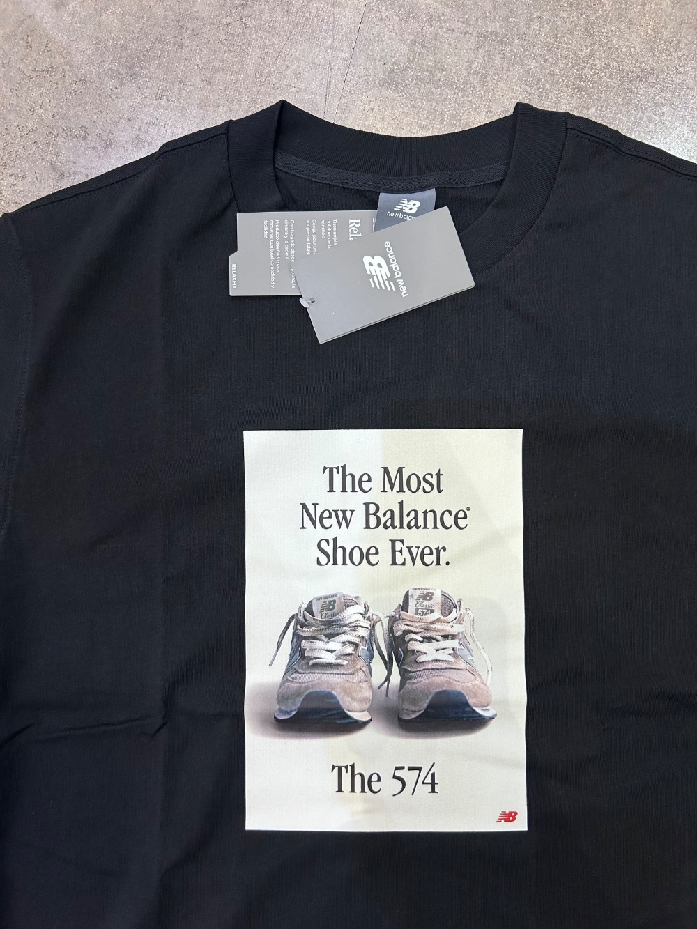 Camiseta New Balance 574 AD Black — P, Novo