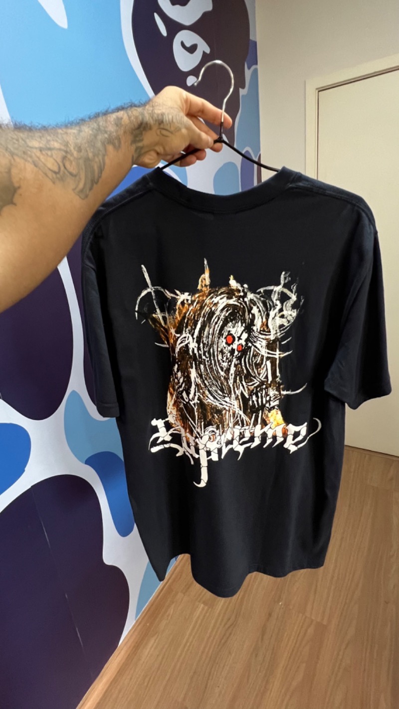 Foto 4 de Camiseta Supreme Satan Navy — M, Novo