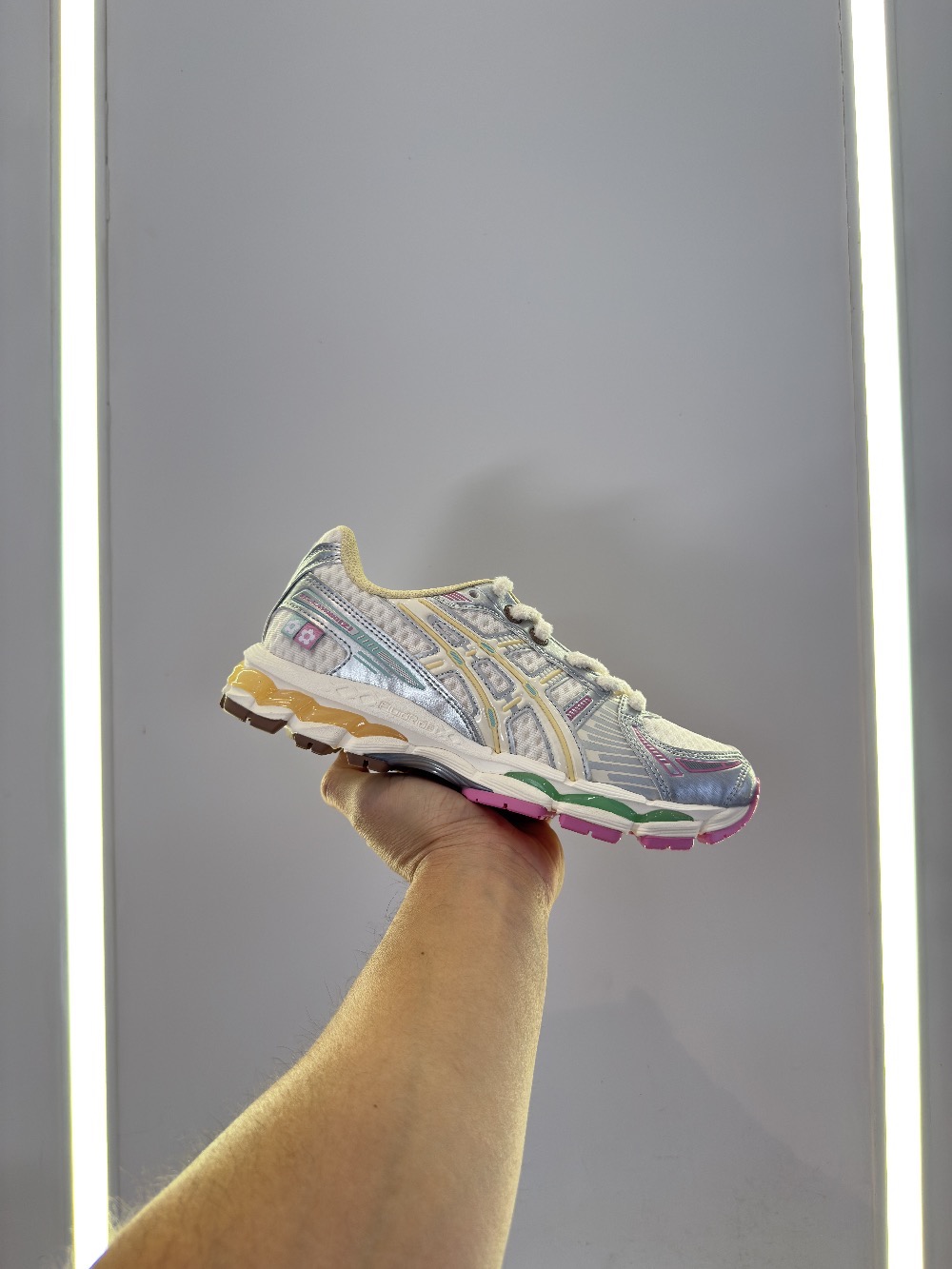 VandyThePink x Asics Gel-Kayano 12.1 Vanilla — 36 / 37, Novo