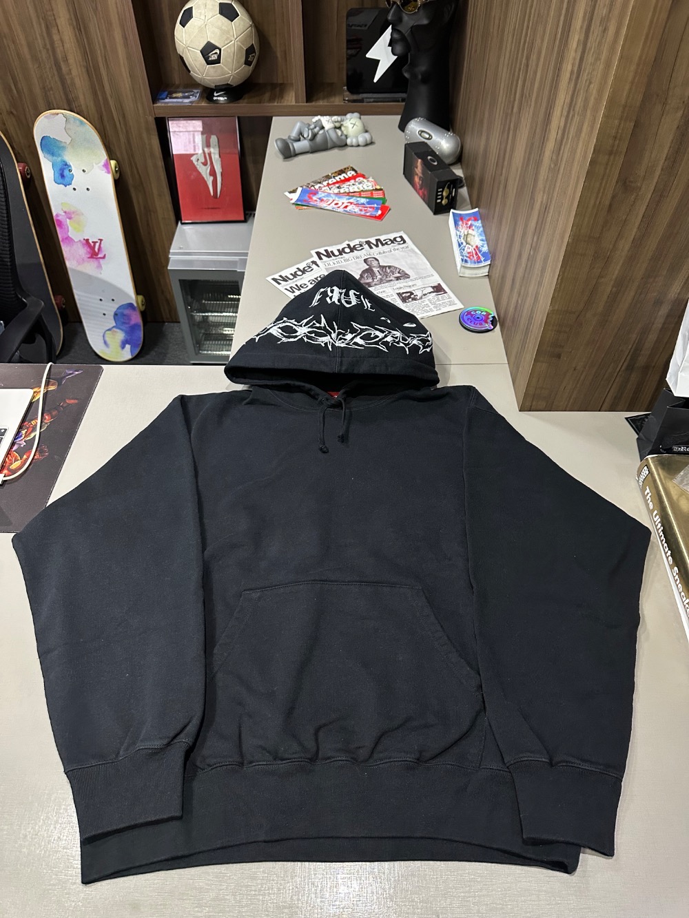 Moletom Supreme Forever Hooded Black FW26-W1 — G, Novo