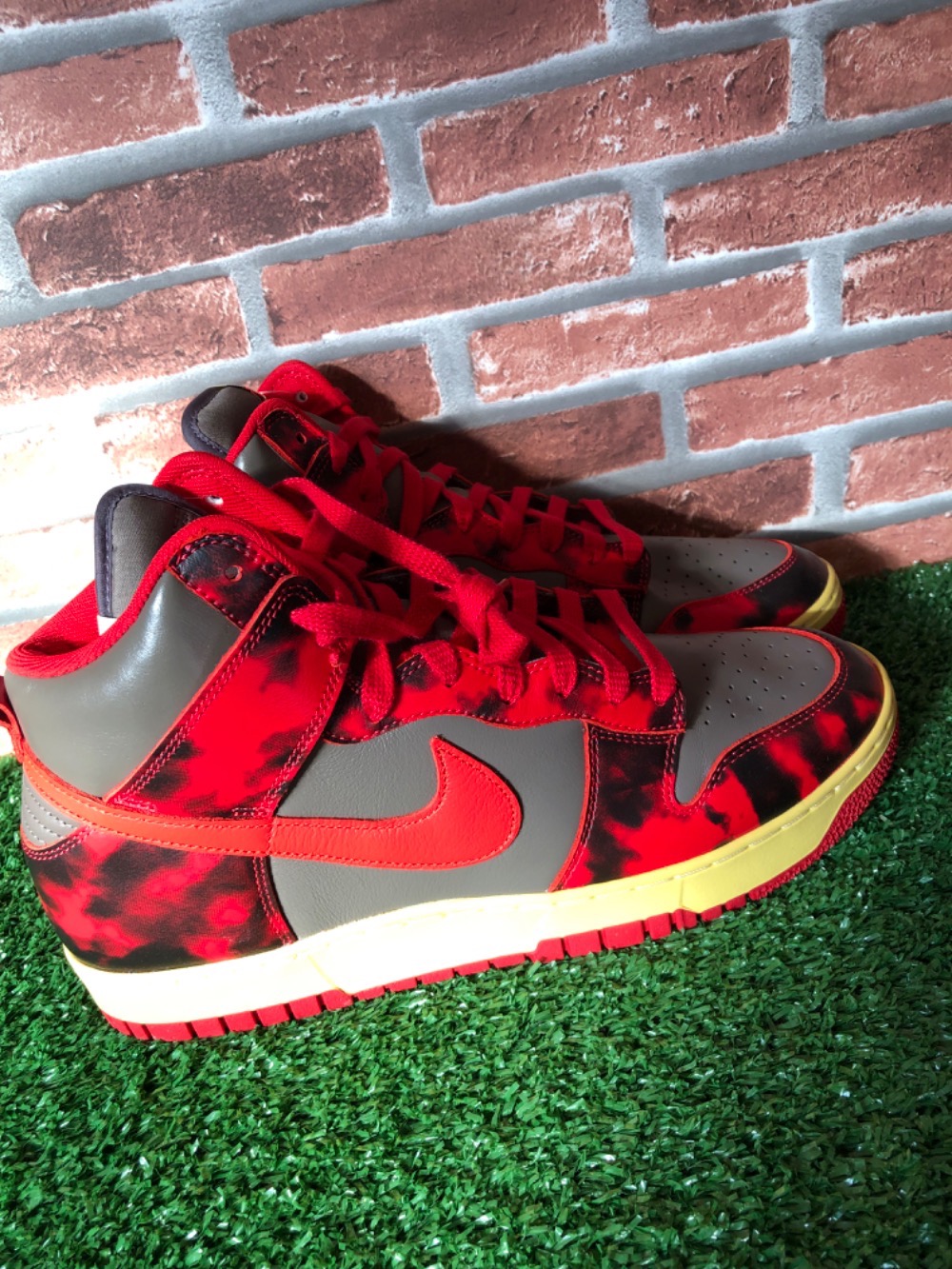 Nike Dunk High 1985 Red Acid Wash — 43, Novo