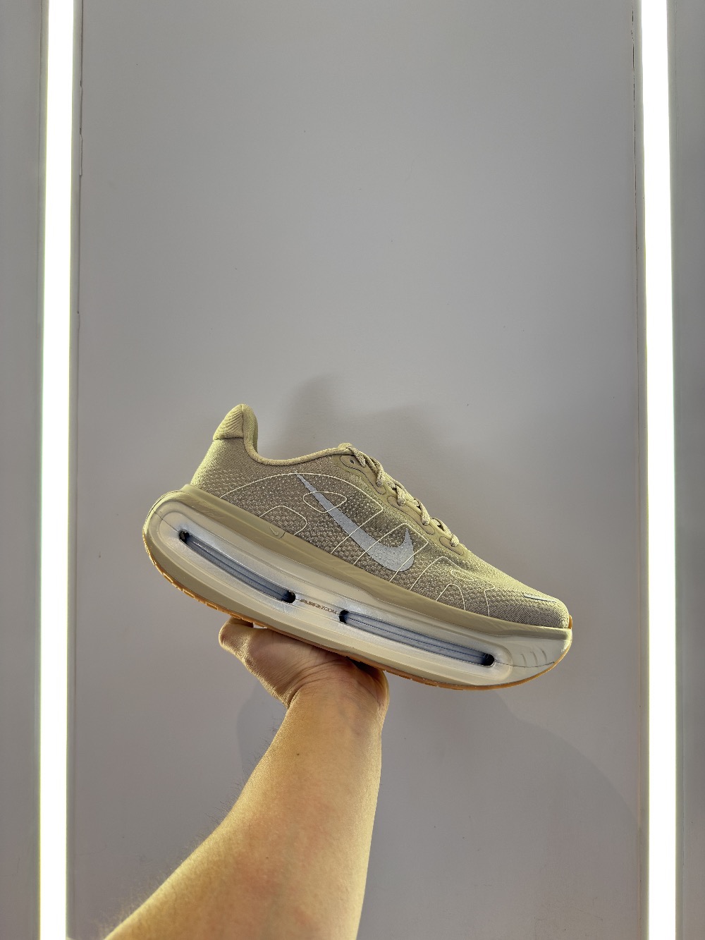 Nike Air Zoom Vomero Premium Desert Khaki Light Khaki — 41, Novo