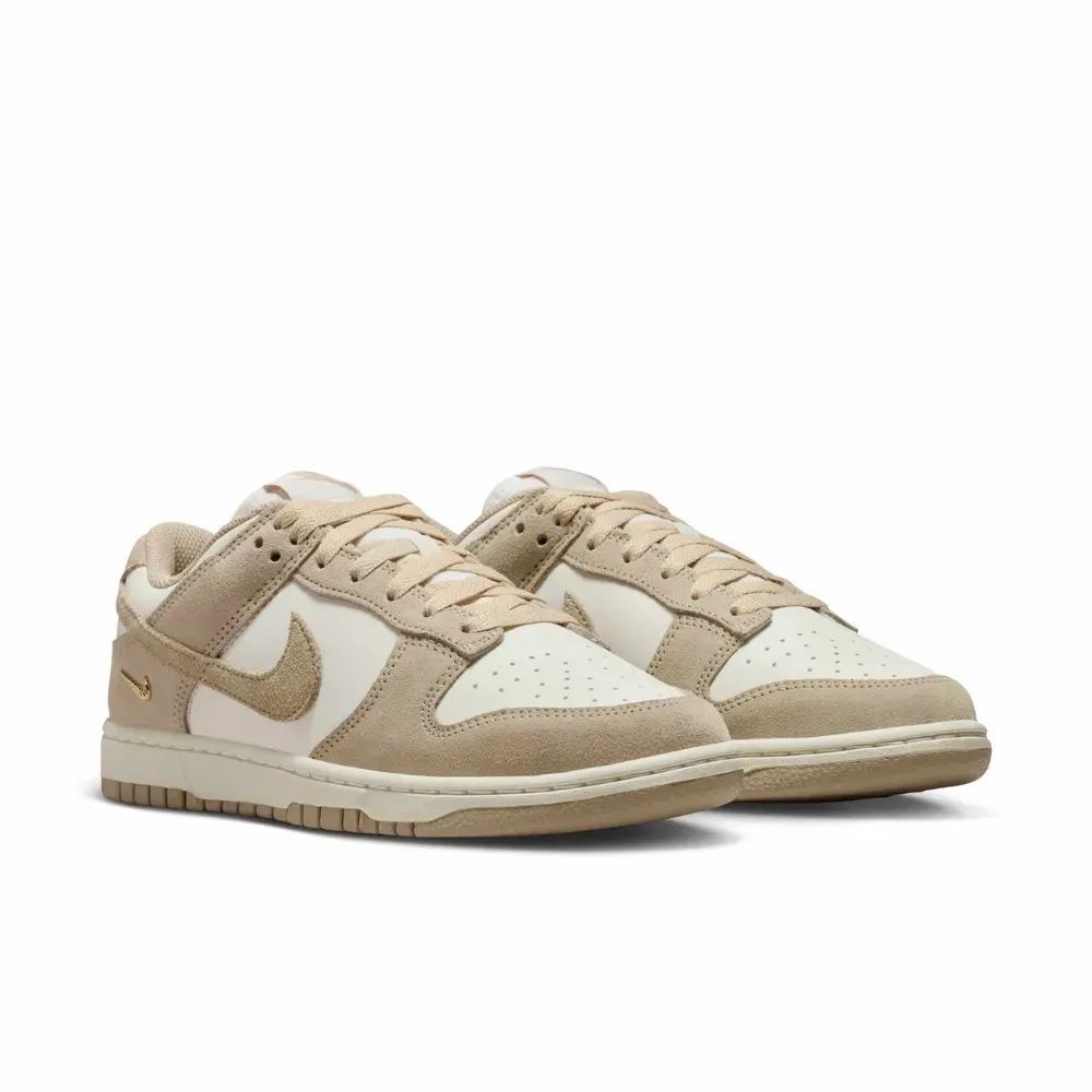 Nike Dunk Low SE Phantom Mettalic Gold — 34, Novo