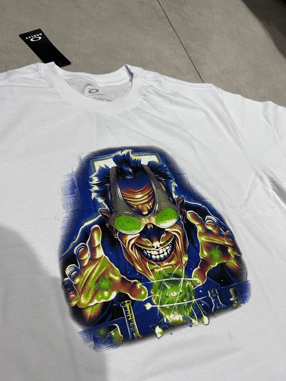Camiseta Oakley Mad Scientist White — P / M, Novo