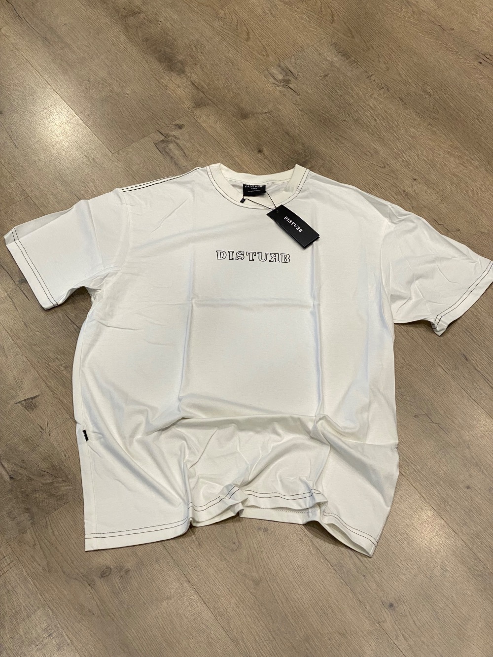 Camiseta Disturb Outline Logo White — M / G, Novo